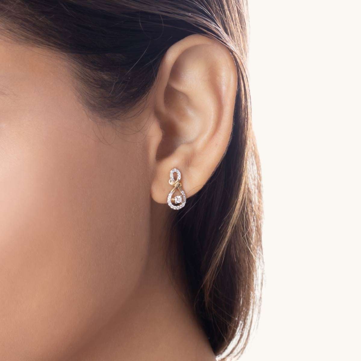 Clara Luminous Knots Diamond Earrings-4